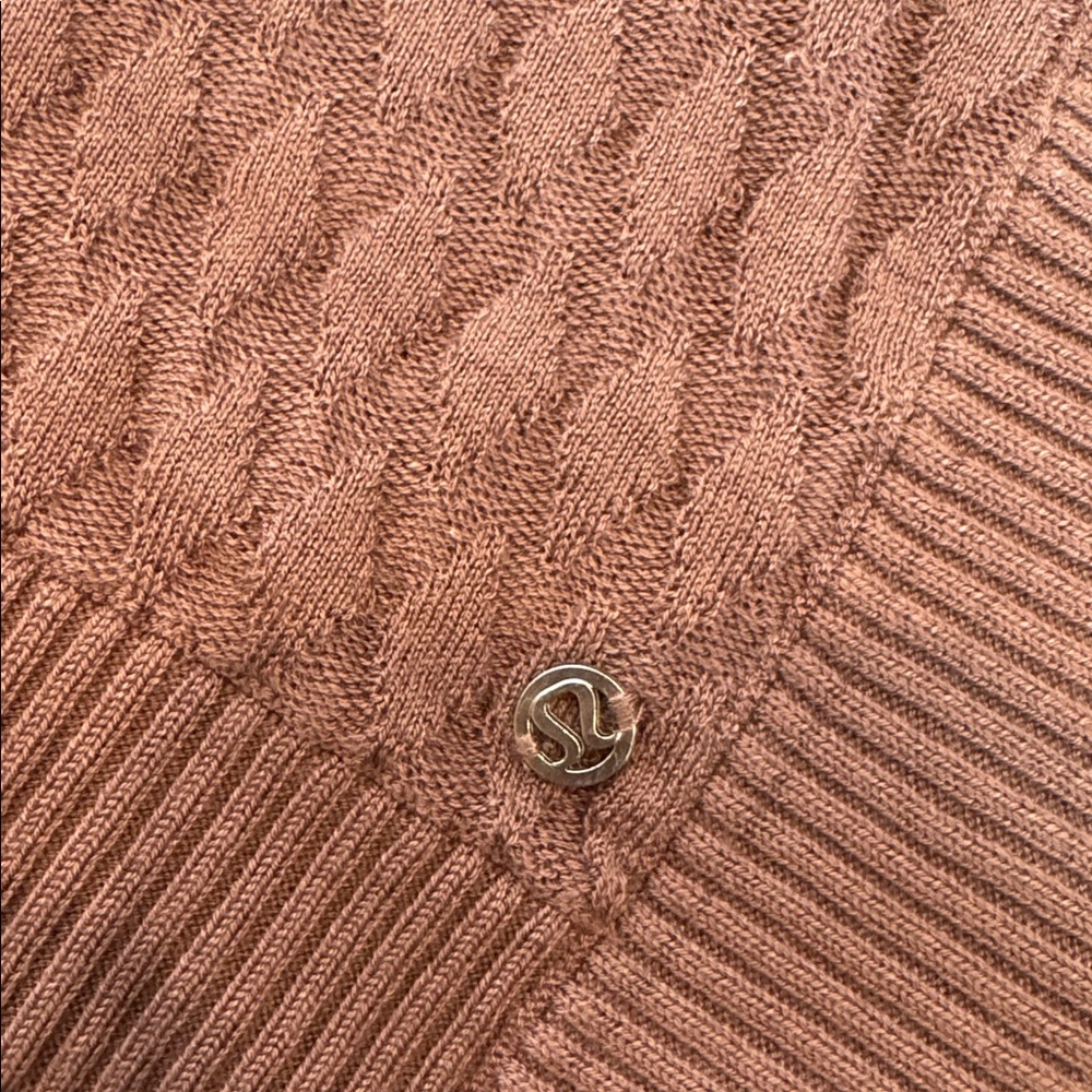 Lululemon Divinity Poncho - Picture 5 of 5